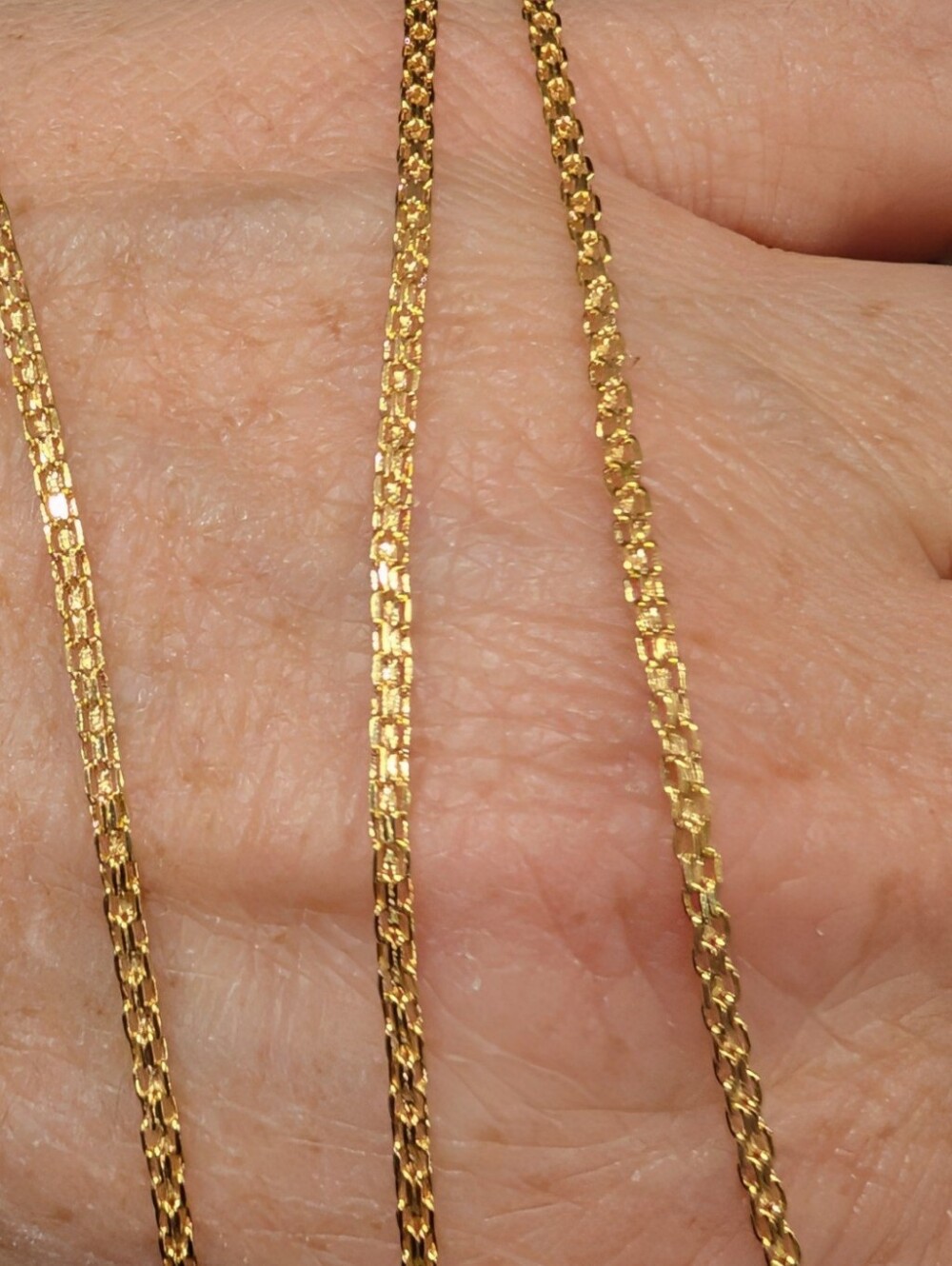 10k Gold Bismarck Necklace - 24 inches - New